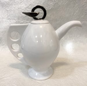 Winged teapot