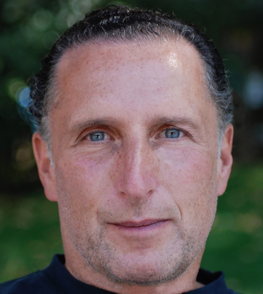 Robert Snyder profile image